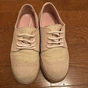 Boys wingtip dress shoes sizes 30
